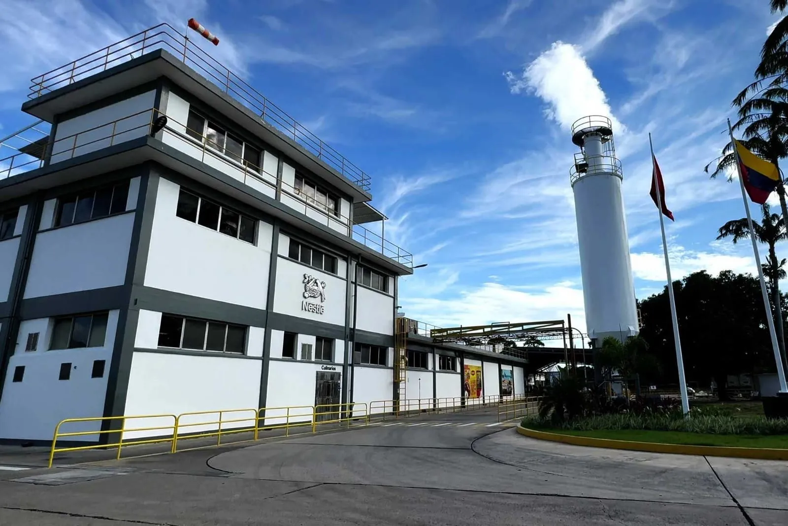 Fachada de la Fábrica El Tocuyo de Nestlé Venezuela, en el estado Lara